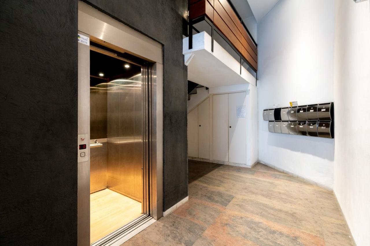 Cathedral Apartment, Upper Floor Apartment セビリア エクステリア 写真